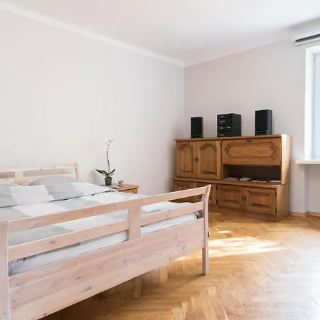 Warsaw Old Town P&O Serviced Apartments Exterior photo